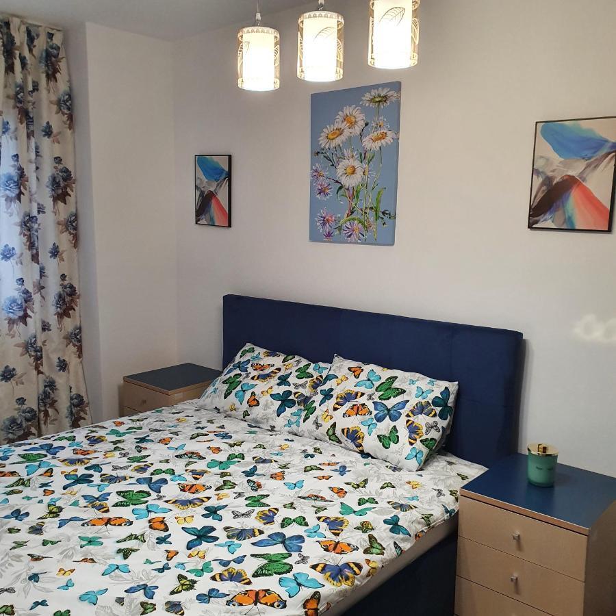Sendy Apartment โอร์โชวา ภายนอก รูปภาพ