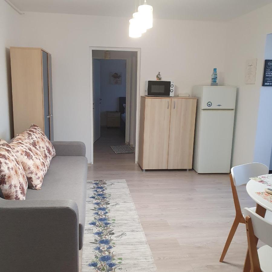Sendy Apartment โอร์โชวา ภายนอก รูปภาพ