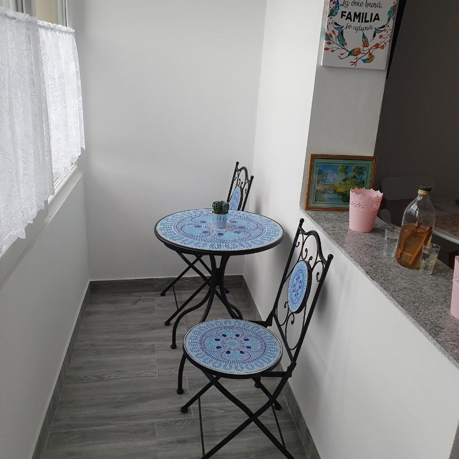 Sendy Apartment โอร์โชวา ภายนอก รูปภาพ