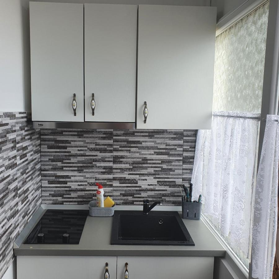 Sendy Apartment โอร์โชวา ภายนอก รูปภาพ