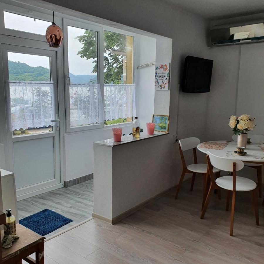 Sendy Apartment โอร์โชวา ภายนอก รูปภาพ